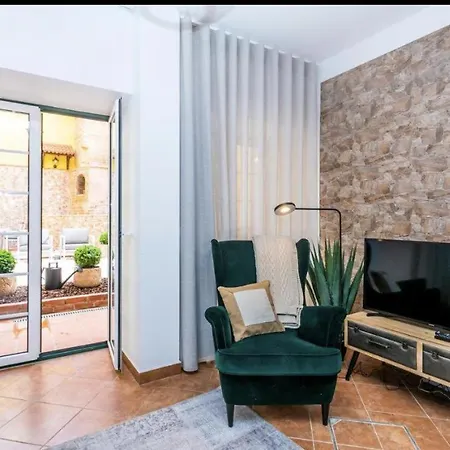 Sao Bento 1 Bedroom Garden Apartman Lisboa